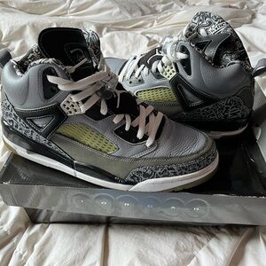Jordan Spiz’ike cool grey